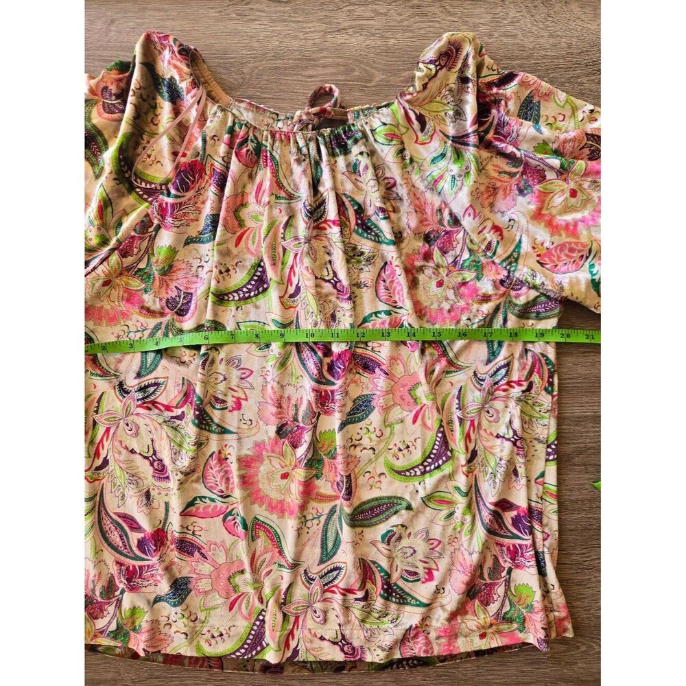SAGE + FIG Boho Paisley Floral Velvet Keyhole Blouse Size M - Pink Green Purple - Picture 3 of 6
